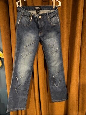 Platinum Plush Y2K Embellished Bootcut Jeans – Women’s Size 11 with rhinestones